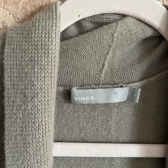VINCE - 100 % Cashmere Raglan Sleeve Cardigan - very soft - Small - Picture 5 of 16